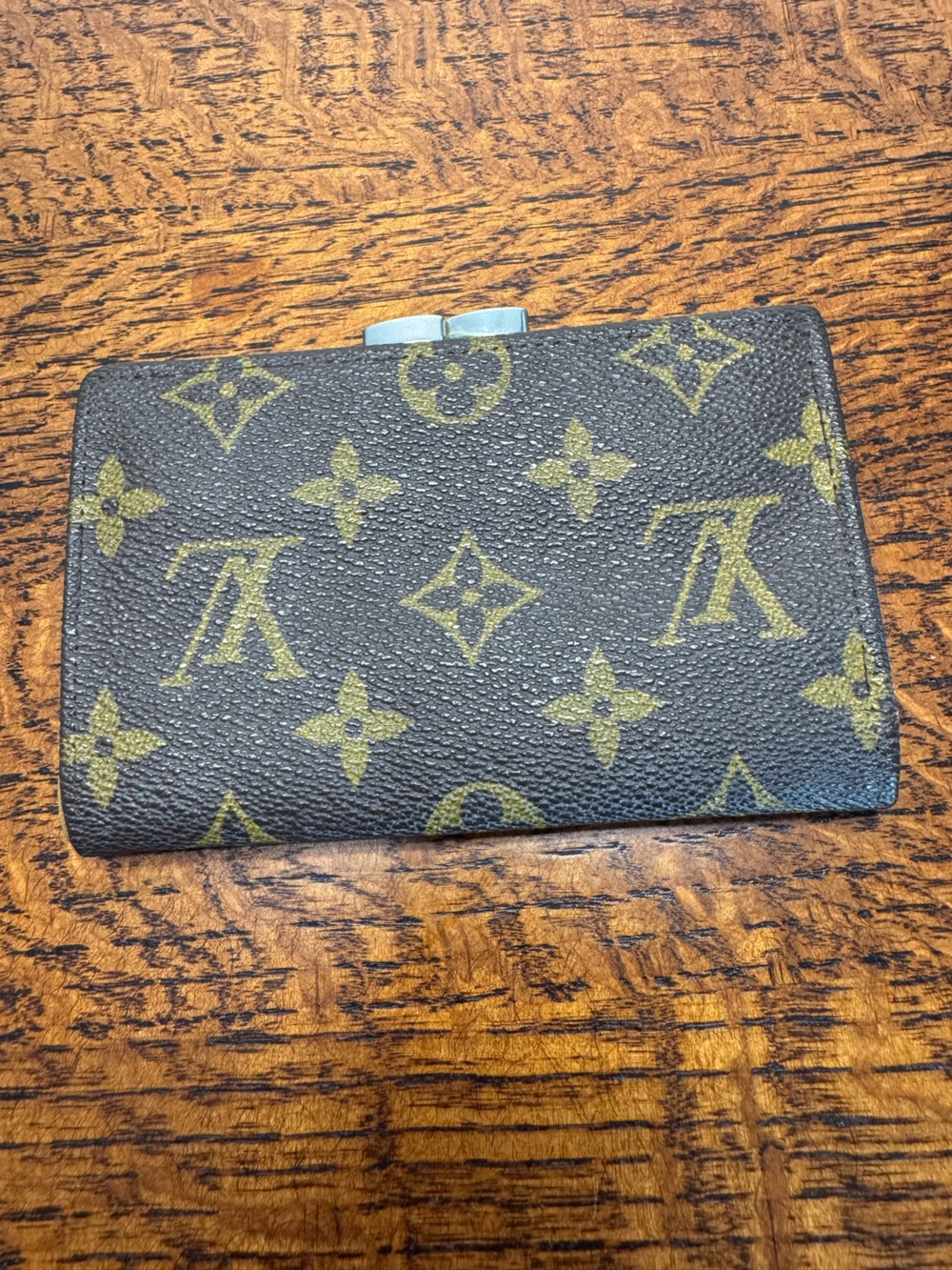 Rare Louis Vuitton Vintage Monogram French Purse Kisslock Wallet w/COA & Dusty